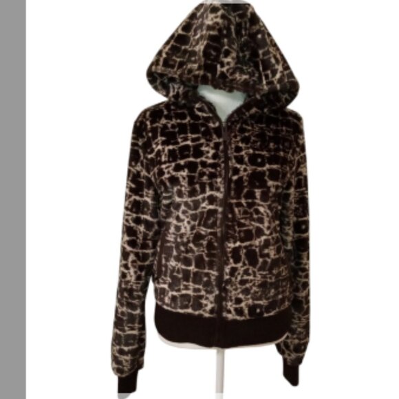 YMI Jackets & Blazers - YMI Cheetah print Hooded Jacket.